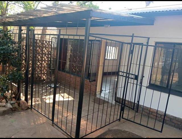 3 BEDROOM HOUSE FOR SALE IN CLAREMONT